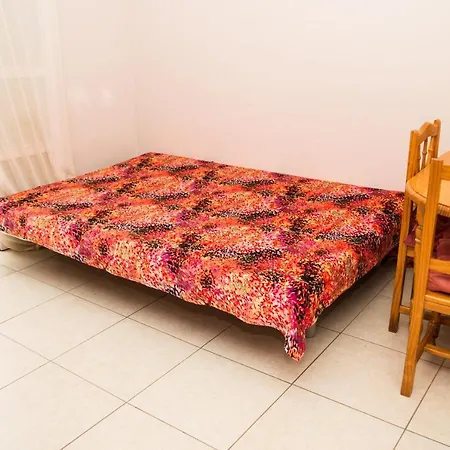 Apartament In San Eugenio Se 180