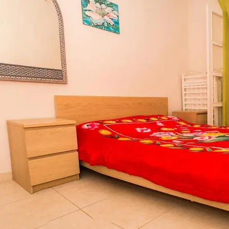 Apartament In San Eugenio Se 180 *